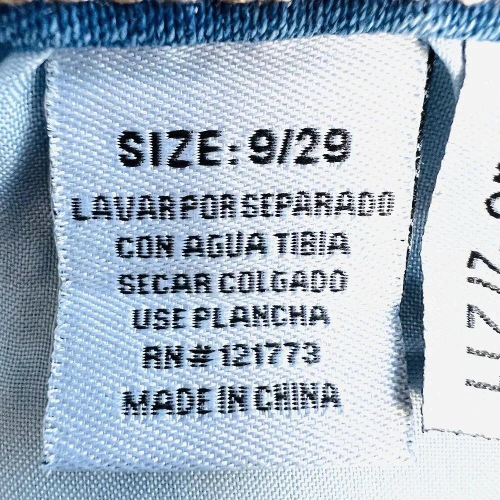 NWT FLYING ANGEL Women's Blue Jeans Size 9/29 Flower Embroidery Boot Cut Stretch - Picture 10 of 15